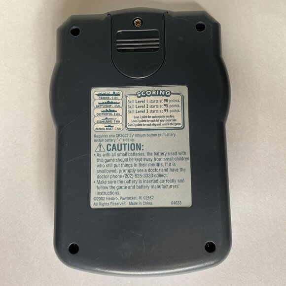 Battleship Electronic Handheld Game Pocket Size Milton Bradley (Hasbro, 2002) - Picture 5 of 11